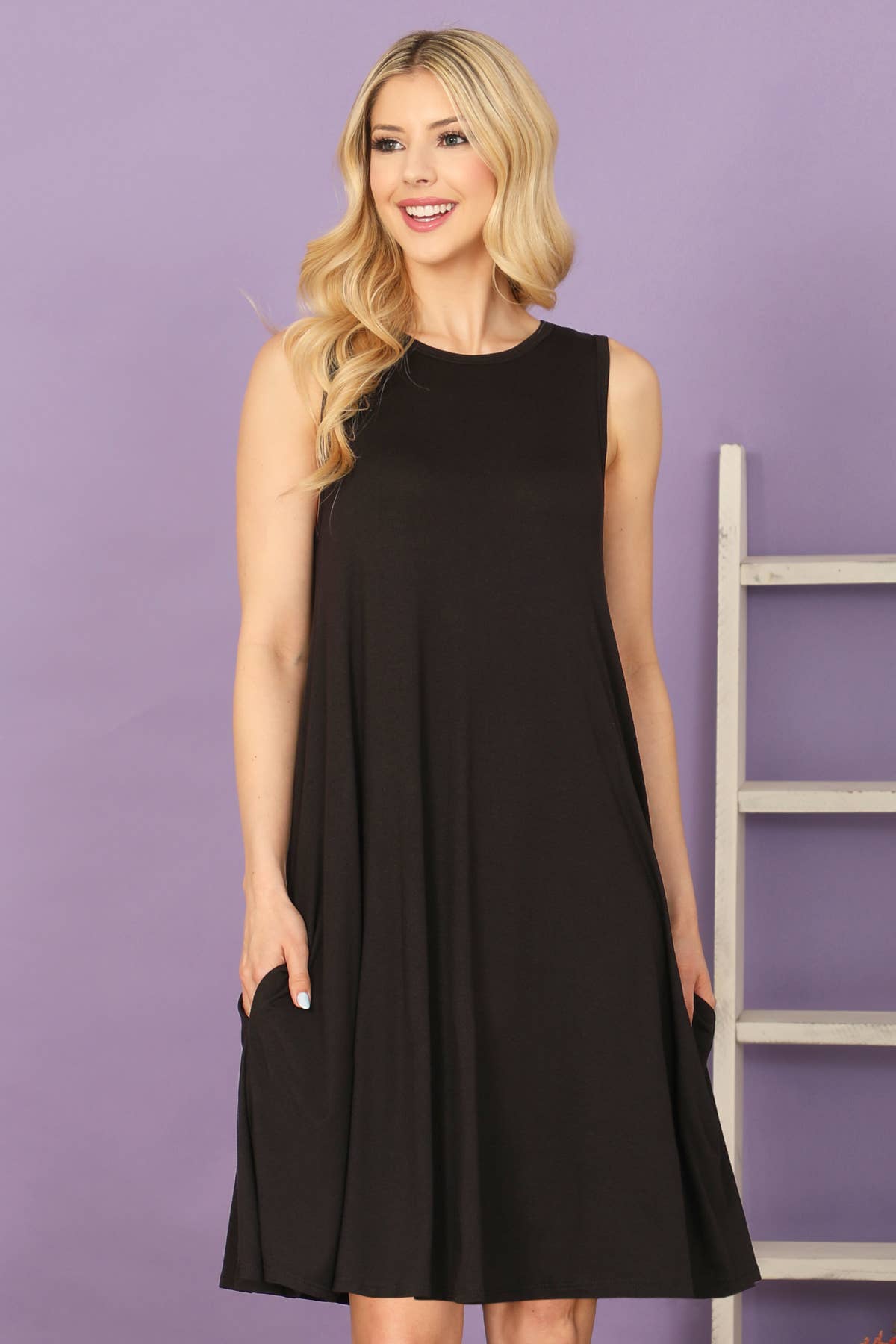 D3252- SLEEVELESS SOLID SIDE POCKET DRESS